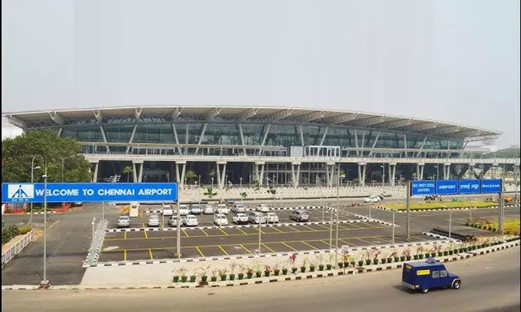 சென்னை விமான நிலையத்தில் சுங்க இலாகா அதிகாரிகளுக்கு உடையில் அணியும் கேமரா சென்னை விமான நிலையத்தில் சுங்க இலாகா அதிகாரிகளுக்கு உடையில் அணியும் கேமரா