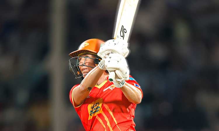 மகளிர் பிரீமியர் லீக்: ஷோபி டேவின் அபாரம்... குஜராத் அணி 209 ரன்கள் குவிப்பு