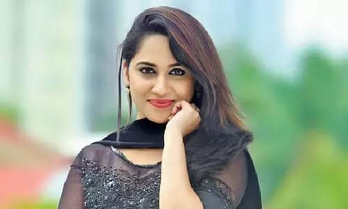 2025-ல் நான் படித்த புத்தங்களின் எண்ணிக்கை... நடிகை மியா ஜார்ஜ்