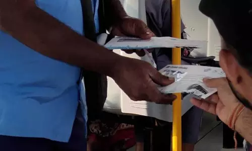 மாநகர பஸ்களில் சிங்கார சென்னை அட்டை பெறும் வசதி அறிமுகம்