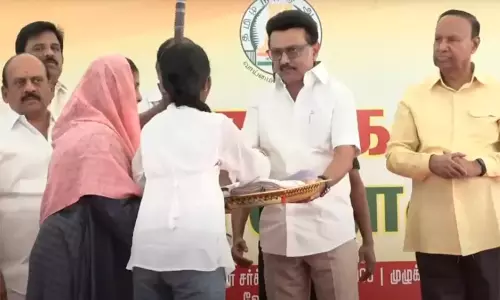 1.86 கோடி குடும்ப அட்டைதாரர்களுக்கு பொங்கல் ரொக்கத் தொகை விநியோகம் - அமைச்சர் பெரியகருப்பன் தகவல்