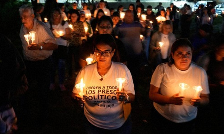 வெனிசுலாவில் அரசியல் கைதிகள் விடுவிப்பு நடவடிக்கை மந்தம்