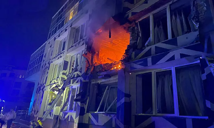 உக்ரைன் மீது ரஷியா ஒரே வாரத்தில் 1,100 டிரோன்கள் தாக்குதல்: ஜெலன்ஸ்கி குற்றச்சாட்டு உக்ரைன் மீது ரஷியா ஒரே வாரத்தில் 1,100 டிரோன்கள் தாக்குதல்: ஜெலன்ஸ்கி குற்றச்சாட்டு