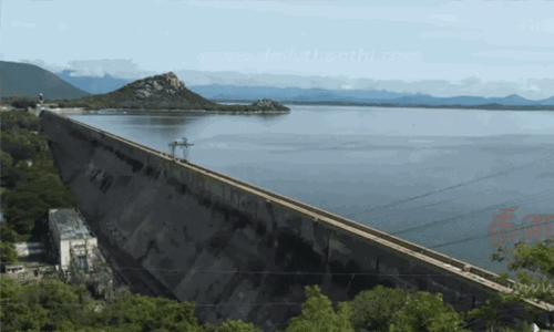 மேட்டூர் அணையில் இருந்து தண்ணீர் திறப்பு குறைப்பு