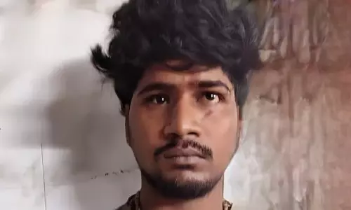 சென்னை கீழ்ப்பாக்கம் அரசு மருத்துவமனையில் ரவுடி வெட்டிக்கொலை - அதிர்ச்சி சம்பவம் சென்னை கீழ்ப்பாக்கம் அரசு மருத்துவமனையில் ரவுடி வெட்டிக்கொலை - அதிர்ச்சி சம்பவம்