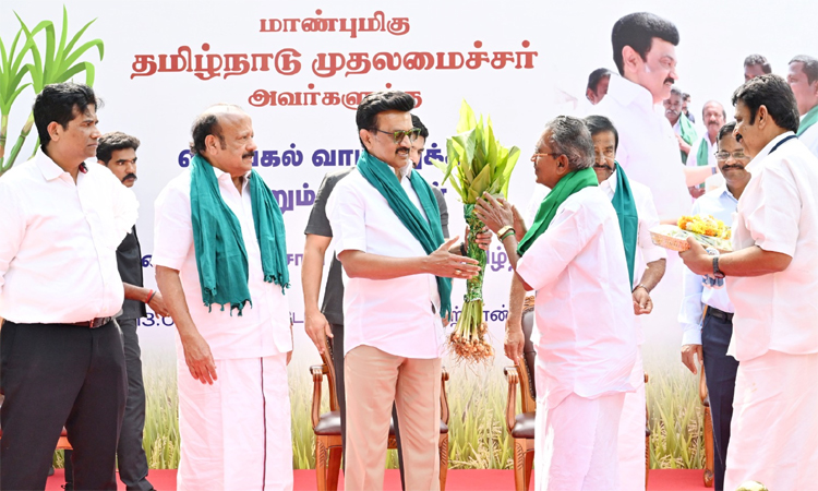 தமிழ்நாடு பால் உற்பத்தியாளர்கள் கூட்டுறவு இணையத்தின் முடிவுற்ற திட்டப்பணிகள்; மு.க.ஸ்டாலின் திறந்து வைத்தார்...!