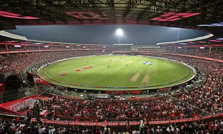 ஐபிஎல் தொடர்: புதிய மைதானத்தில் விளையாடும் பெங்களூரு அணி ஐபிஎல் தொடர்: புதிய மைதானத்தில் விளையாடும் பெங்களூரு அணி