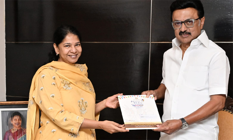 ‘சென்னை சங்கமம் – 2026’ கலைவிழா: முதல்-அமைச்சர் மு.க.ஸ்டாலினிடம் அழைப்பிதழ் வழங்கிய கனிமொழி