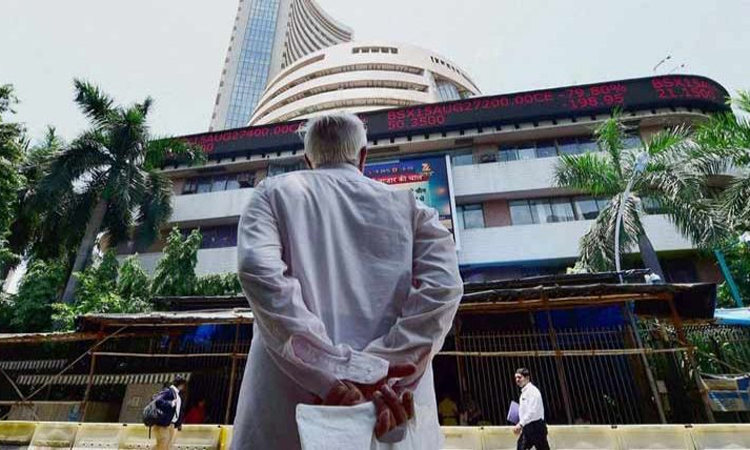 சரிவுடன் நிறைவடைந்த நிப்டி: இன்றைய பங்குச்சந்தை நிலவரம்