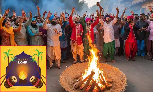 பஞ்சாப், ஹரியானாவில் லோஹ்ரி பண்டிகை கொண்டாட்டம்