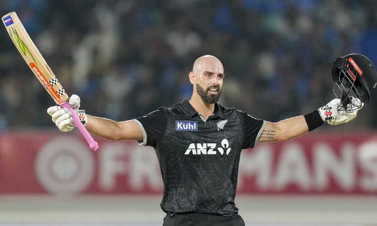 டேரில் மிட்செல் அதிரடி சதம்... இந்தியாவை வீழ்த்தி நியூசிலாந்து அபார வெற்றி