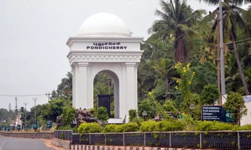 போகி பண்டிகை: புதுச்சேரியில் இன்று விடுமுறை