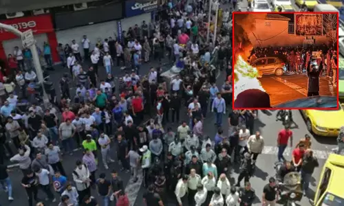 ஈரான்: போராட்டத்தில் 3,428 பேர் பலி; 10 ஆயிரம் பேர் கைது ஈரான்: போராட்டத்தில் 3,428 பேர் பலி; 10 ஆயிரம் பேர் கைது