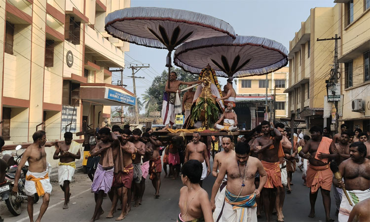 திருவள்ளூர் வீரராகவப் பெருமாள் கோவிலில் தை பிரம்மோற்சவம்- ஹம்ச வாகன சேவை