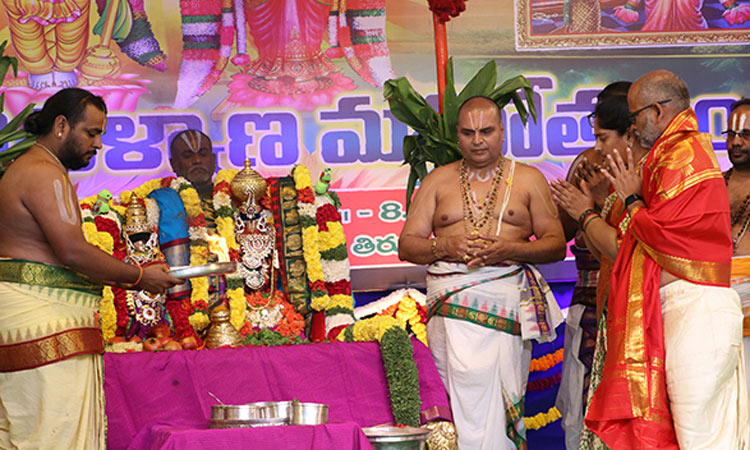 திருப்பதியில் விமரிசையாக நடைபெற்ற ஆண்டாள் திருக்கல்யாண உற்சவம்