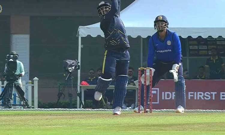 விஜய் ஹசாரே கோப்பை : சவுராஷ்டிரா அணிக்கு  292  ரன்கள் இலக்கு நிர்ணயித்த பஞ்சாப்