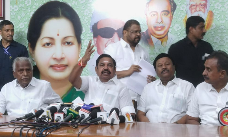 மகளிருக்கு மாதம் ரூ.2 ஆயிரம்... ஆண்களுக்கும் கட்டணமில்லா பஸ் வசதி - அதிமுக தேர்தல் வாக்குறுதி அறிவிப்பு