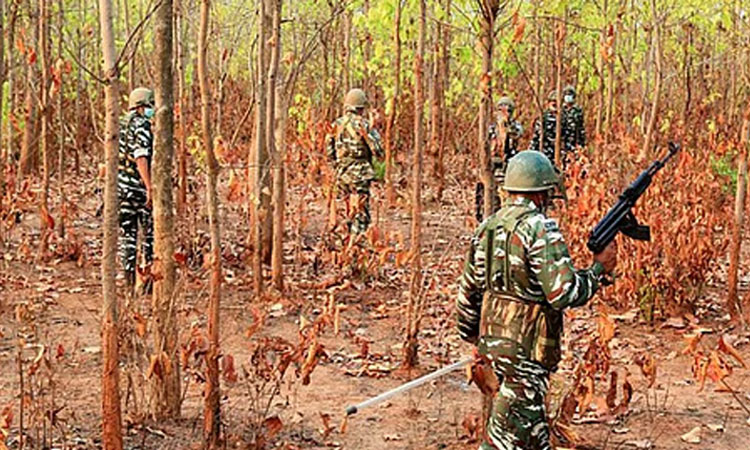 சத்தீஷ்காரில் என்கவுன்ட்டர்; 2 மாவோயிஸ்டுகள் படுகொலை