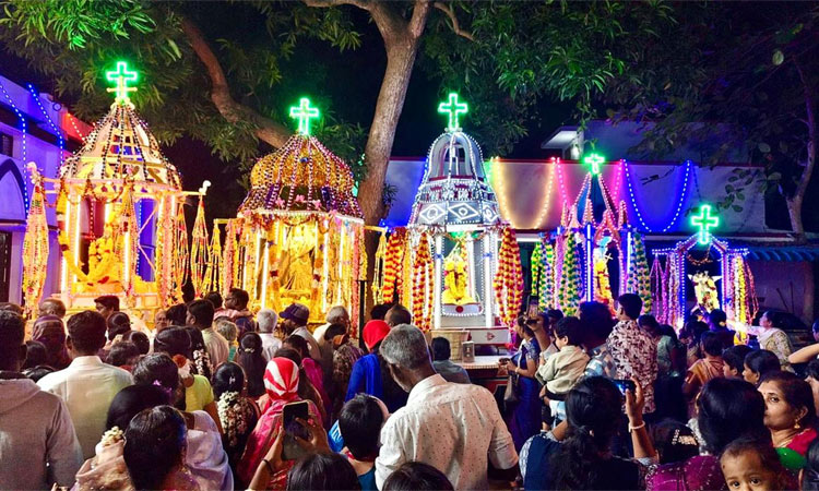 மயிலாடுதுறை புனித அந்தோணியார் திருத்தல ஆண்டு திருவிழா தேர்பவனி