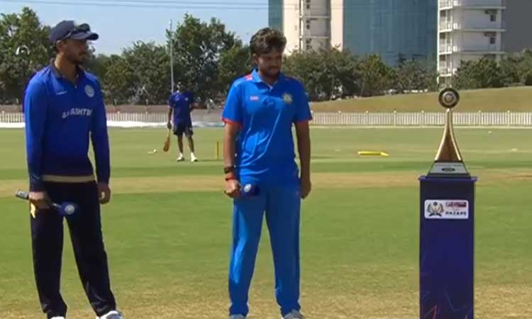 விஜய் ஹசாரே இறுதிப்போட்டி : விதர்பா அணிக்கு எதிராக சவுராஷ்டிரா பந்துவீச்சு தேர்வு