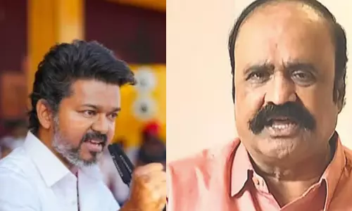 விஜய் எந்த மிரட்டலுக்கும் அசைந்து கொடுக்க மாட்டார்-புகழேந்தி