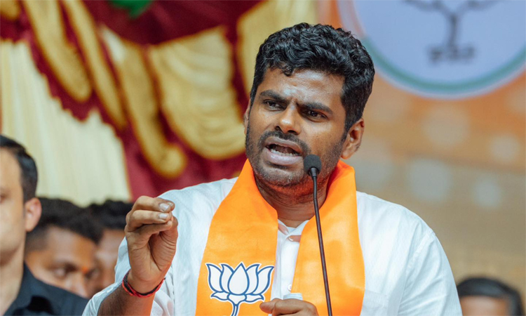 தமிழக பாஜக முன்னாள் தலைவர் அண்ணாமலை டெல்லி பயணம்