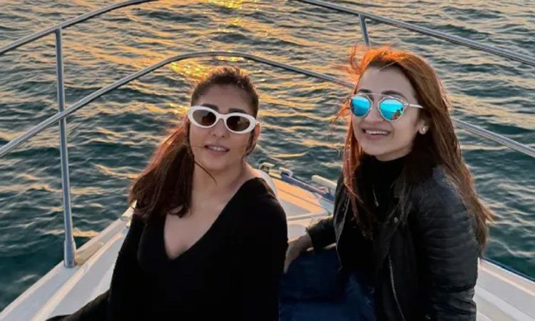 வானுக்கும் எல்லை உண்டு..நட்புக்கு இல்லையே: வைரலாகும் நயன் தாரா- திரிஷா பதிவு