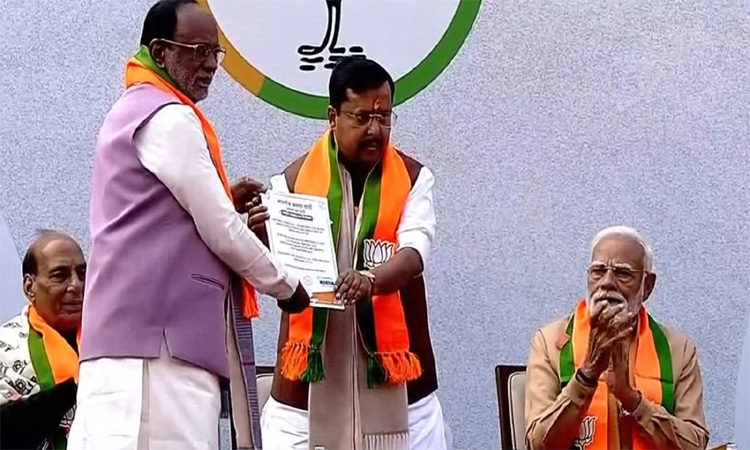 பாஜக தேசிய தலைவராக நிதின் நபின் பொறுப்பேற்பு