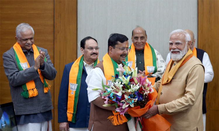 தொண்டர்கள் கடினமாக உழைத்து 5 மாநிங்களிலும் பாஜகவை வெற்றி றெ செய்வார்கள்  -  நிதின் நவீன்