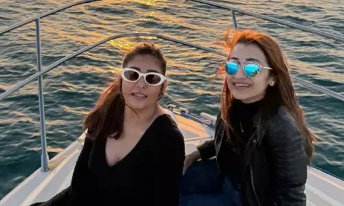 வானுக்கும் எல்லை உண்டு..நட்புக்கு இல்லையே: வைரலாகும் நயன் தாரா- திரிஷா பதிவு