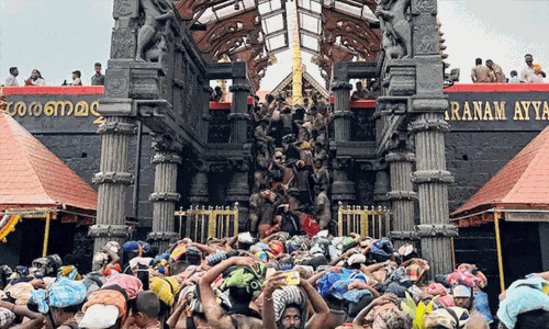 மகர விளக்கு பூஜை நிறைவு: சபரிமலை ஐயப்பன் கோவில் நடை அடைப்பு