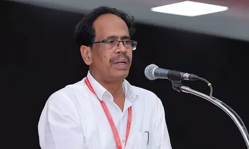 குடியரசு தின விழா: கவர்னரின் தேநீர் விருந்து - இந்திய கம்யூனிஸ்ட் கட்சி புறக்கணிப்பு