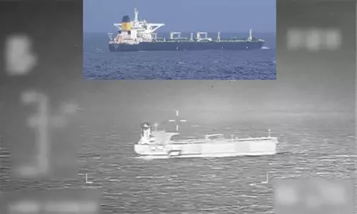 கரீபியன் கடலில் சென்றுகொண்டிருந்த கச்சா எண்ணெய் கப்பலை பறிமுதல் செய்த அமெரிக்கா