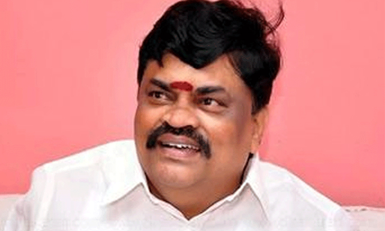 அ.தி.மு.க. ஆட்சியில் காதல் ஜோடிகள் பஸ்களில் இலவசமாக பயணிக்கலாம் - ராஜேந்திரபாலாஜி