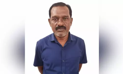 1.3 கிலோ கஞ்சா வைத்திருந்தவர் கைது: பைக் பறிமுதல்