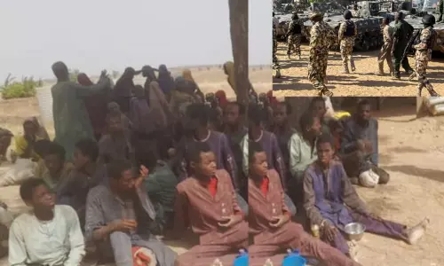 நைஜீரியா: ஆயுதக்குழுவால் கடத்தப்பட்டவர்களில் 62 பேர் மீட்பு நைஜீரியா: ஆயுதக்குழுவால் கடத்தப்பட்டவர்களில் 62 பேர் மீட்பு