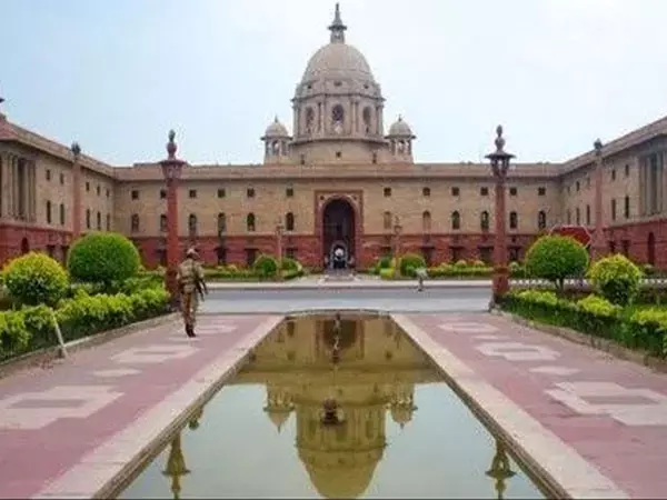 ஜனாதிபதி மாளிகையை பிப்ரவரி 3 முதல் பொதுமக்கள் பார்க்க அனுமதி ஜனாதிபதி மாளிகையை பிப்ரவரி 3 முதல் பொதுமக்கள் பார்க்க அனுமதி