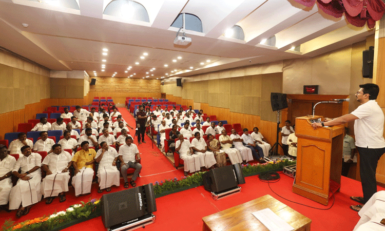 ‘வெல்வோம் 200, படைப்போம் வரலாறு’ - நிர்வாகிகள் மத்தியில் உதயநிதி ஸ்டாலின் பேச்சு