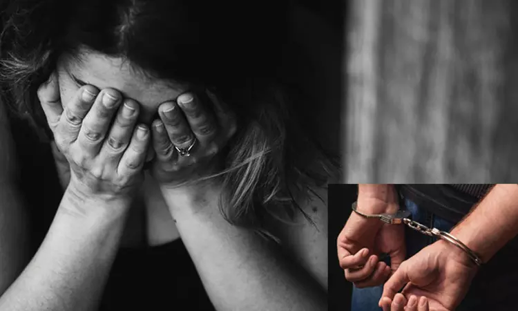 மராட்டியம்: மாணவிக்கு பாலியல் தொல்லை கொடுத்த பள்ளி வேன் டிரைவர் - அதிர்ச்சி சம்பவம் மராட்டியம்: மாணவிக்கு பாலியல் தொல்லை கொடுத்த பள்ளி வேன் டிரைவர் - அதிர்ச்சி சம்பவம்