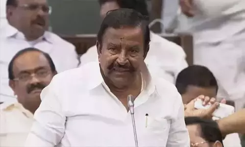 ஊத்துக்கோட்டை பேரூராட்சியை நகராட்சியாக தரம் உயர்த்த பரிசீலனை: அமைச்சர் கே.என். நேரு ஊத்துக்கோட்டை பேரூராட்சியை நகராட்சியாக தரம் உயர்த்த பரிசீலனை: அமைச்சர் கே.என். நேரு