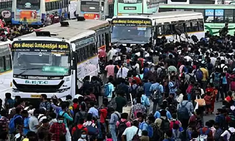 குடியரசு தினம், தொடர் விடுமுறை: சென்னையில் இருந்து சிறப்பு பேருந்துகள் இயக்கம் குடியரசு தினம், தொடர் விடுமுறை: சென்னையில் இருந்து சிறப்பு பேருந்துகள் இயக்கம்