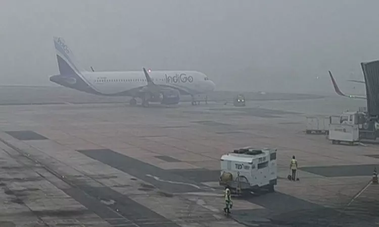 All flights cancelled at Srinagar airport due to snowfall All flights cancelled at Srinagar airport due to snowfall