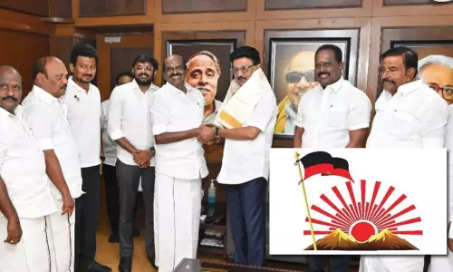 தி.மு.க.வில் இணையும் முன் வைத்திலிங்கம் வைத்த ஒரே கோரிக்கை..! தி.மு.க.வில் இணையும் முன் வைத்திலிங்கம் வைத்த ஒரே கோரிக்கை..!