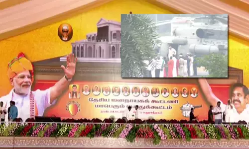 மதுராந்தகம் வந்தடைந்தார் பிரதமர் மோடி: தேசிய ஜனநாயக கூட்டணி தலைவர்கள் வரவேற்பு மதுராந்தகம் வந்தடைந்தார் பிரதமர் மோடி: தேசிய ஜனநாயக கூட்டணி தலைவர்கள் வரவேற்பு