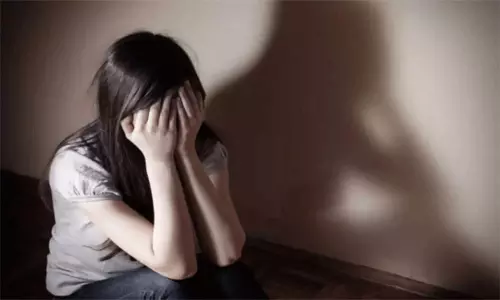 வீட்டிற்குள் அத்துமீறி நுழைந்து பெண்ணுக்கு பாலியல் துன்புறுத்தல்