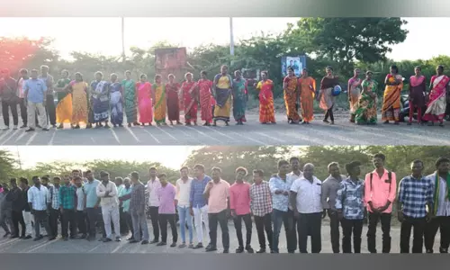 அனல்மின் நிலைய ஒப்பந்த தொழிலாளர்கள் மனித சங்கிலி போராட்டம்