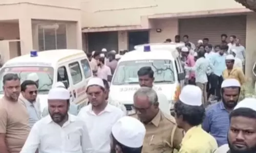 வேலூர் தோல் தொழிற்சாலையில் கேஸ் கசிந்து விபத்து - 2 பேர் உயிரிழப்பு