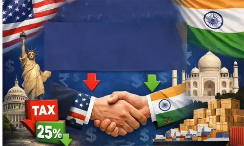 இந்தியா மீதான வரியை 25 சதவீதம் வரை குறைக்க அமெரிக்கா திட்டம்? இந்தியா மீதான வரியை 25 சதவீதம் வரை குறைக்க அமெரிக்கா திட்டம்?