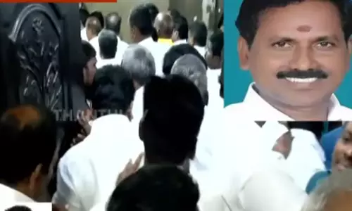 அதிமுகவில் இணைந்தது ஏன்? ஓபிஎஸ் ஆதரவாளர் தர்மர் எம்.பி விளக்கம் அதிமுகவில் இணைந்தது ஏன்? ஓபிஎஸ் ஆதரவாளர் தர்மர் எம்.பி விளக்கம்