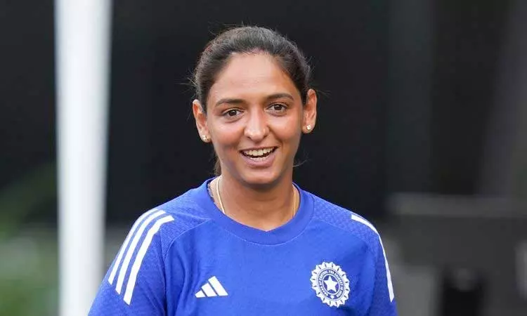 ஆஸ்திரேலியாவுக்கு எதிரான டெஸ்ட் போட்டி : இந்திய மகளிர் அணி அறிவிப்பு ஆஸ்திரேலியாவுக்கு எதிரான டெஸ்ட் போட்டி : இந்திய மகளிர் அணி அறிவிப்பு